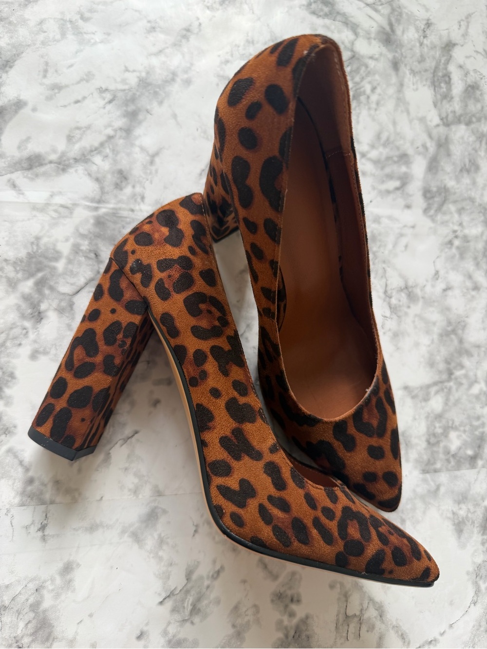 Leopard Print Pointed Toe Block Heel Pumps – EU 38 / US 7.5-8